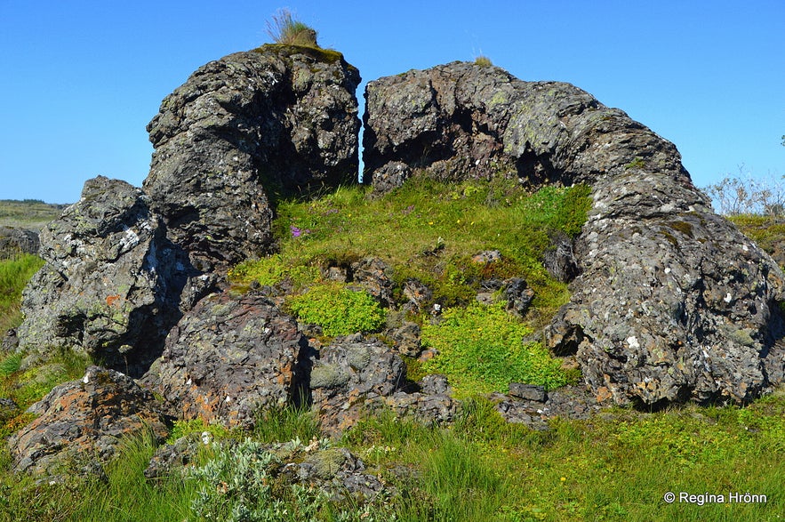 Tröllabörnin hornitos in SW-Iceland