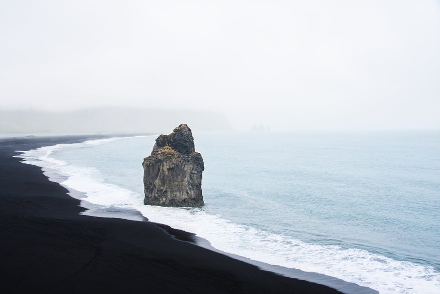 冰島黑沙灘