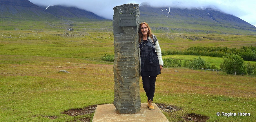 Regína by The monument about Örlygsstaðabardagi