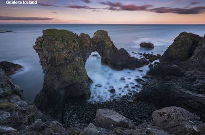 La penisola di Snaefellsnes è famosa per i suoi incredibili e drammatici paesaggi.