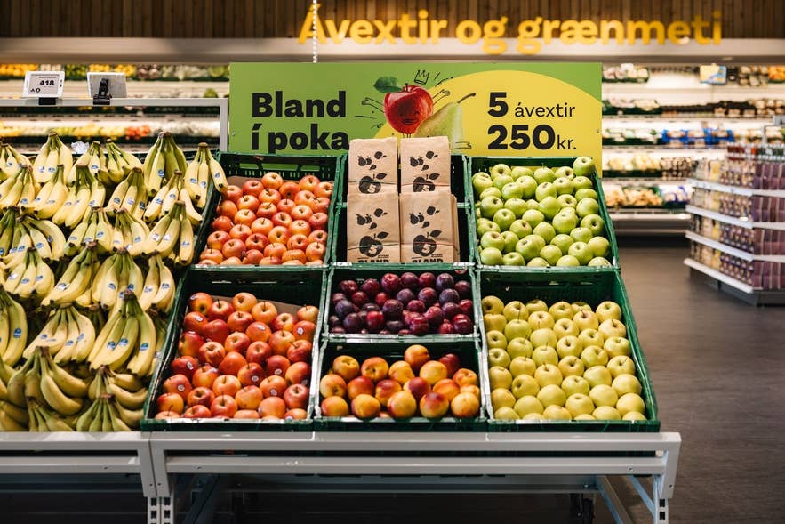 La mejor forma de ahorrar en Islandia es comprar en supermercados económicos