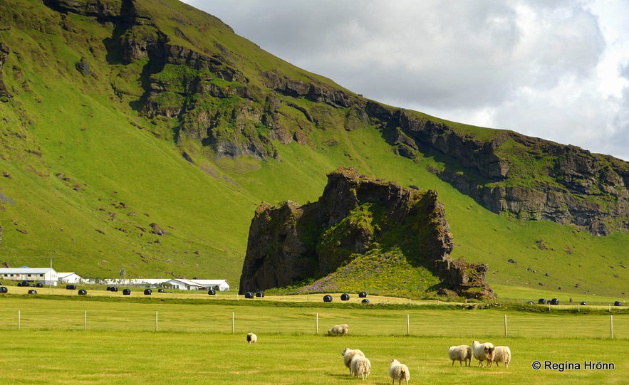 Drangurinn in Drangshlíð and the Elves in South-Iceland - Icelandic Folklore