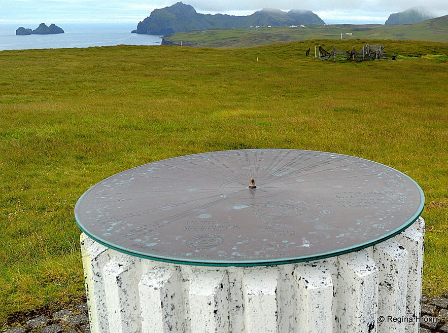 The view-dial on Stórhöfði cape