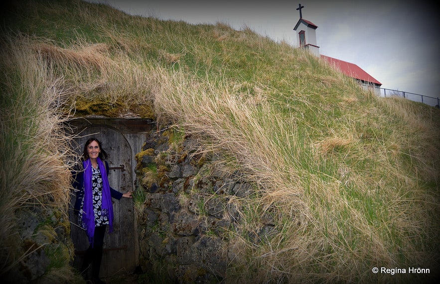 Regína at the old underpass at Keldur