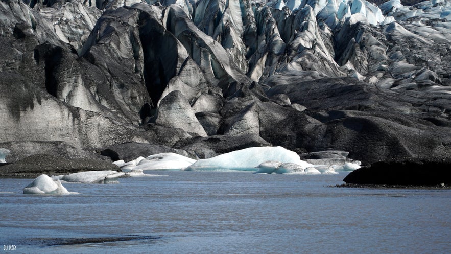 Il est possible de faire une rando sur glacier dans la réserve de Skaftafell