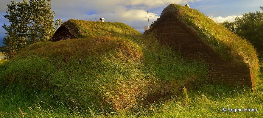 Stóru-Akrar turf house in North-Iceland