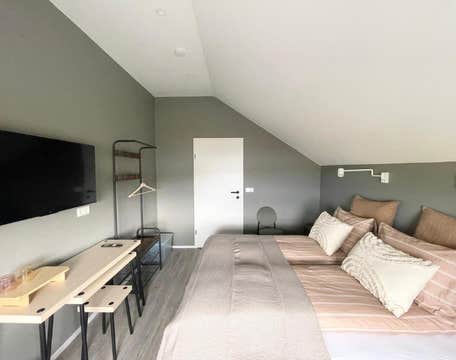 Lindarholl Guesthouse