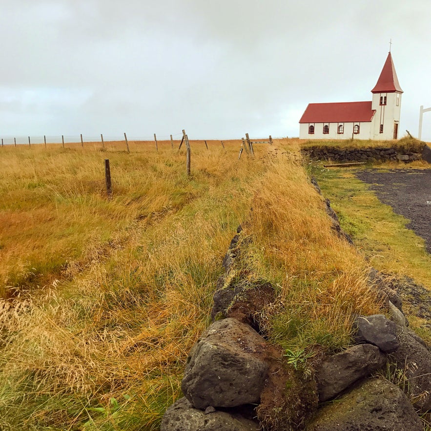 6 Practical Tips For Saving Money In Iceland