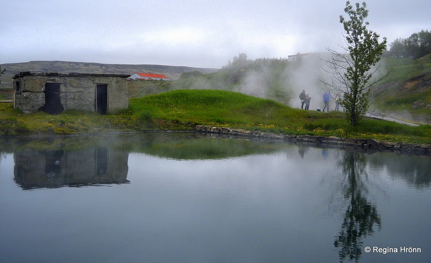 The Secret lagoon S-Iceland