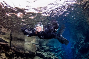Snorkelen in de Silfra Fissure is een ongelooflijke ervaring.