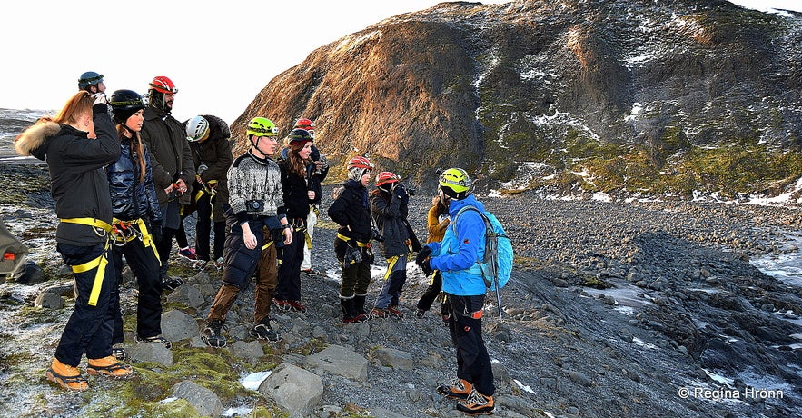 Hiking to Fláajökull glacier