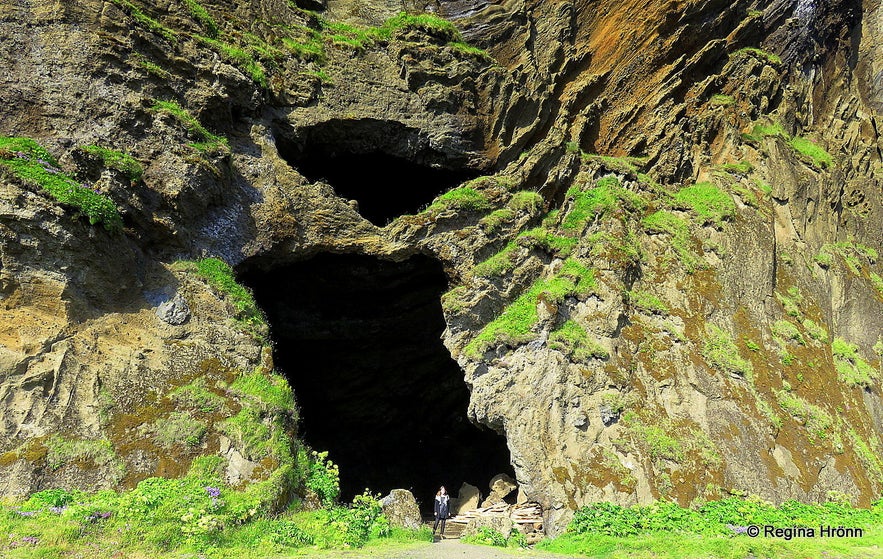 Regína by Gýgagjá in Hjörleifshöfði - nicknamed the Yoda Cave Regína by Gýgagjá in Hjörleifshöfði - nicknamed the Yoda Cave