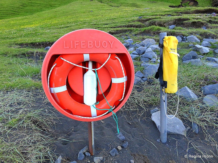 The life buoy at Reynisfjara beach