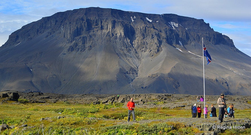 Herðubreiðarlindir and Mt. Herðubreið