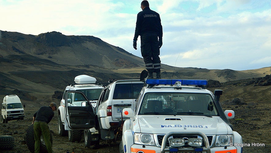 The Icelandic mountain police in the highland