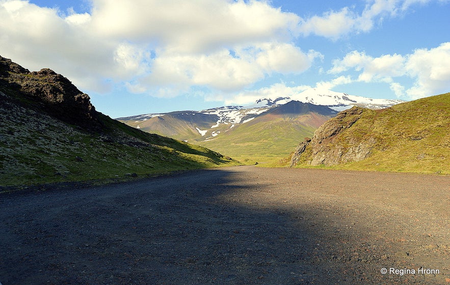 Hólahólar craters Snæfellsnes peninsula