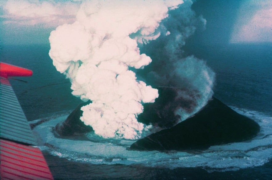 An aerial shot of Surtsey during its later stages.