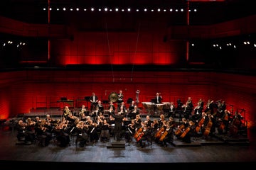 IcelandSymphonyOrchestra_OnStage.jpg