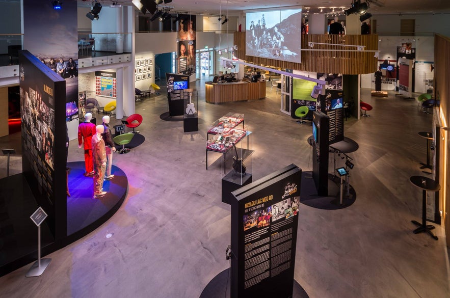 Wnętrze islandzkiego muzeum Rock'n'Rolla.