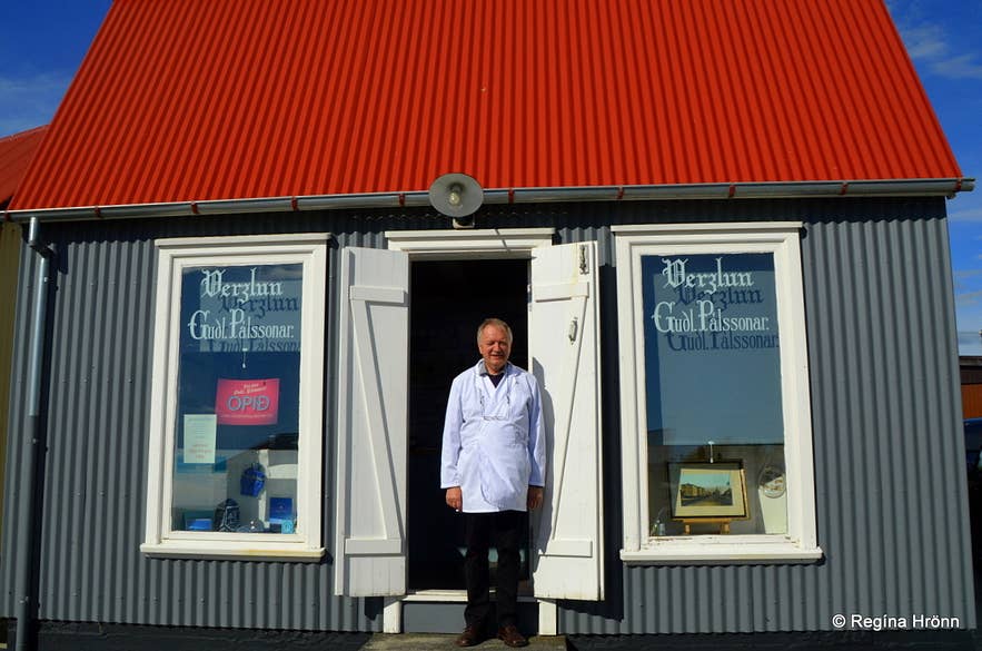 Verslun Guðlaugs Pálssonar - the little old Shop of Guðlaugur Pálsson Verslun Guðlaugs Pálssonar - the little old Shop of Guðlaugur Pálsson