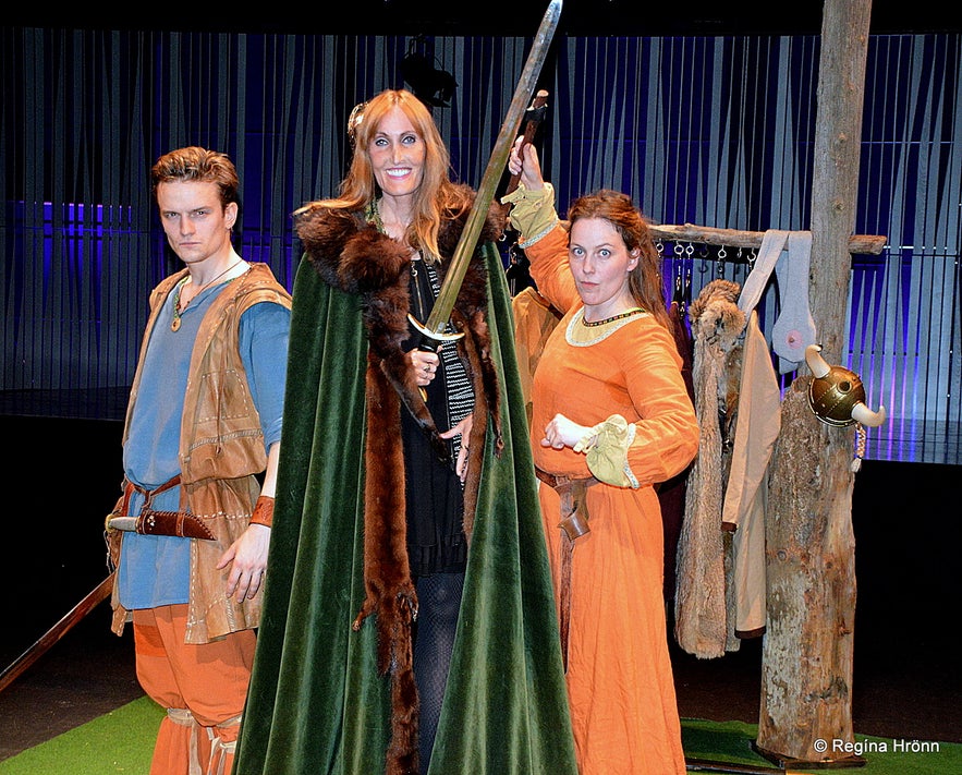 Regína with the actors of  the Icelandic Sagas in 75 Minutes at Harpa Concert Hall in Reykjavík