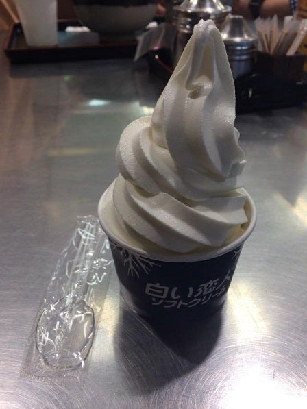 白い恋人ソフトクリーム 白い恋人ソフトクリーム