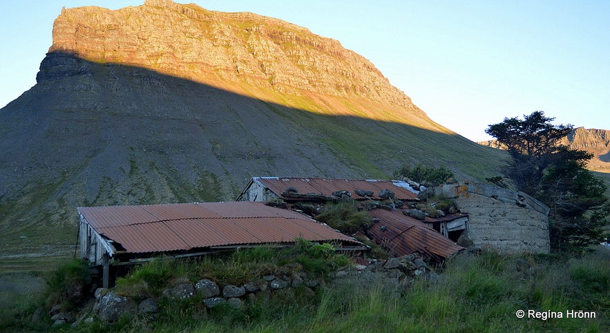 A traditional Icelandic barn at Uppsalir.