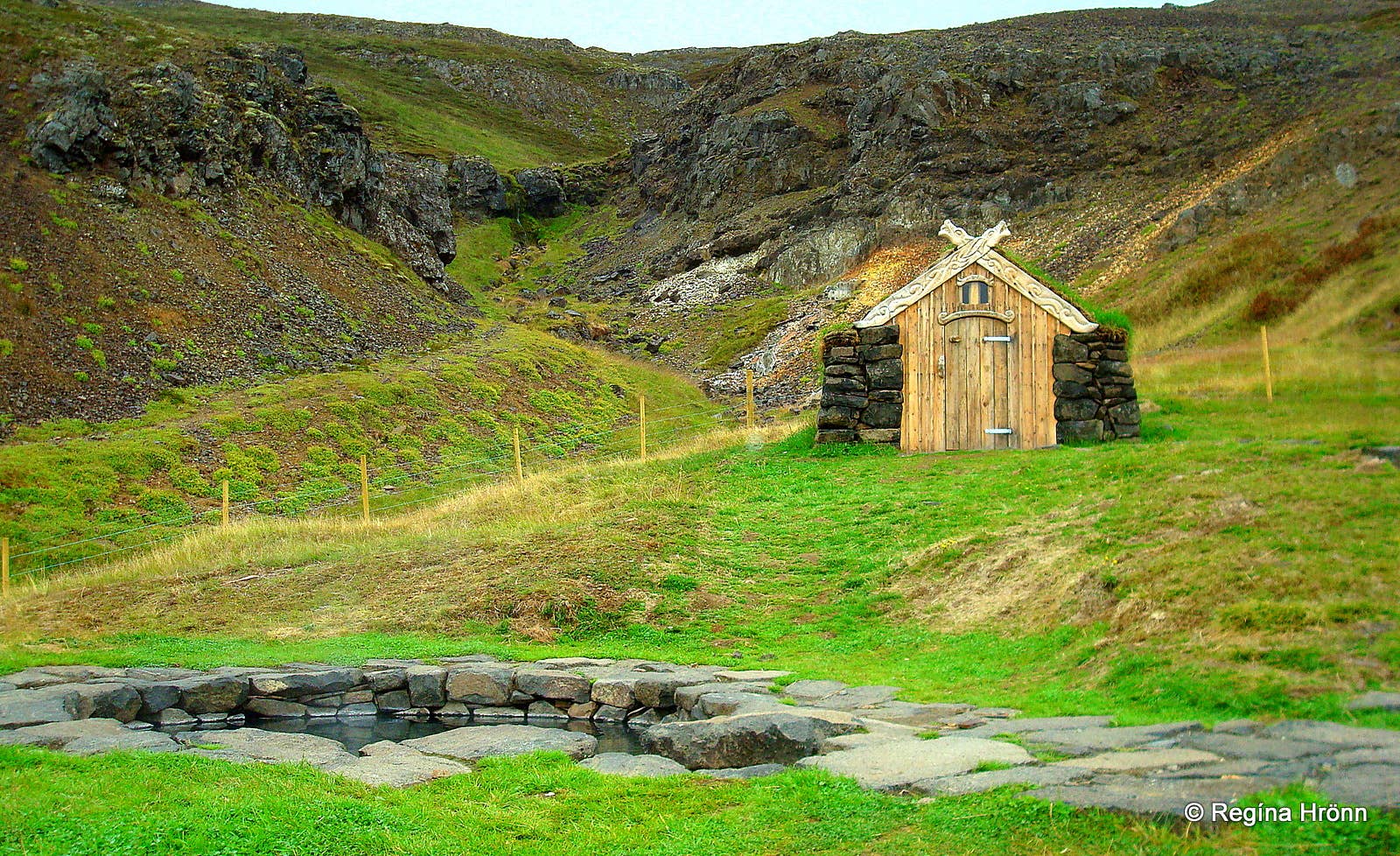 Guðrúnarlaug Hot-tub - the Saga Hot-tub in Sælingsdalur Valley in West Iceland