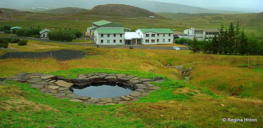 Guðrúnarlaug hot tub