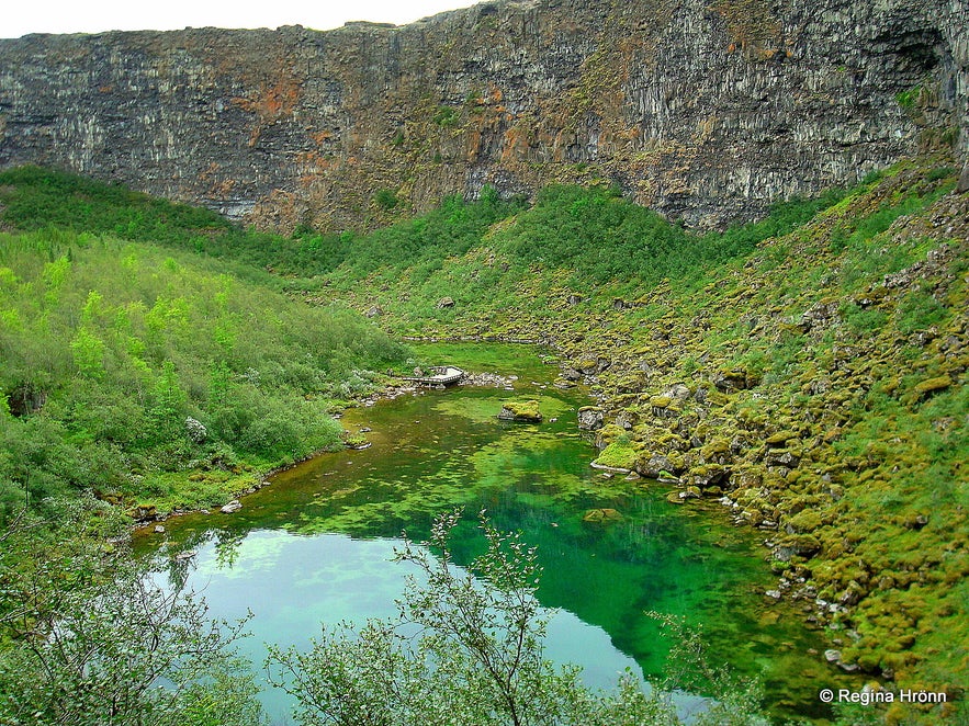 Ásbyrgi in northeast Iceland - Botnstjörn