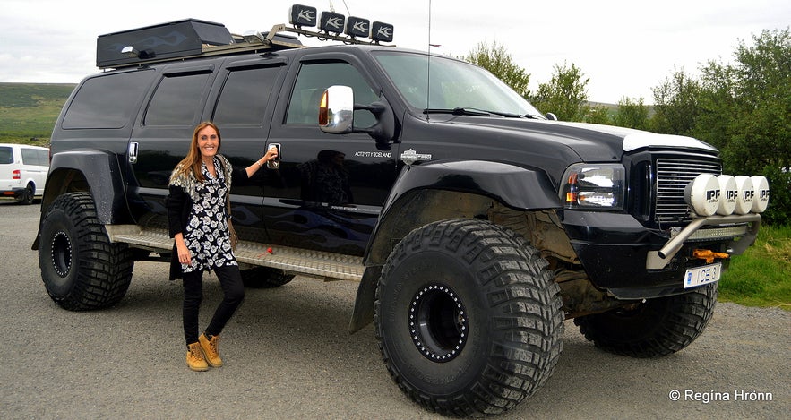 Regína by A modified super jeep