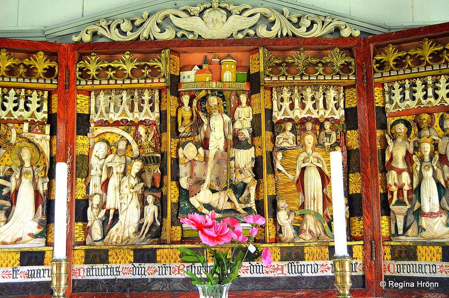 M&ouml;&eth;ruvallakirkja church - triptych