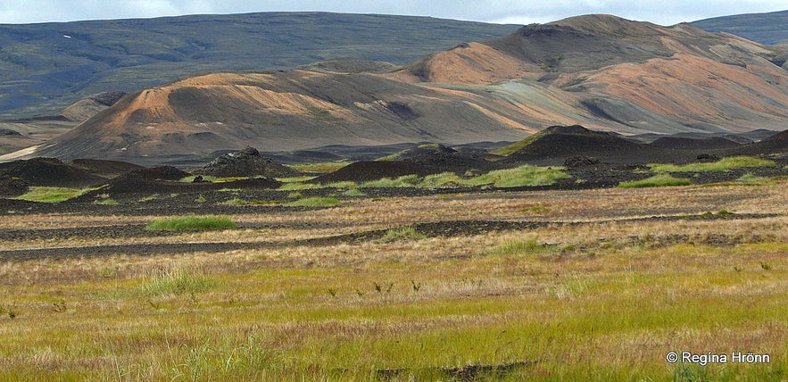 pseudocraters can be found is in Þjórsárdalur valley upcountry in South-Iceland