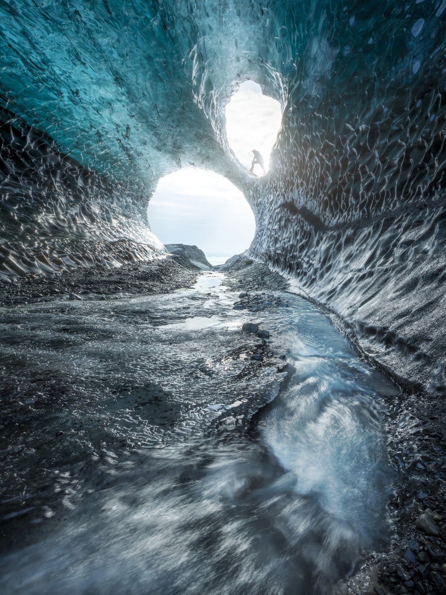 Guide to Ice Caves and How to Photograph Them