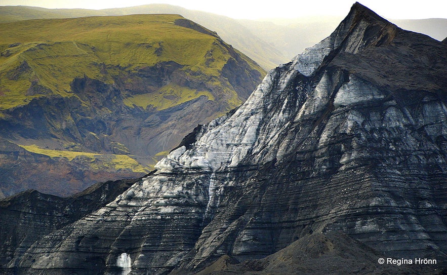 Driving towards the Katla ice cave