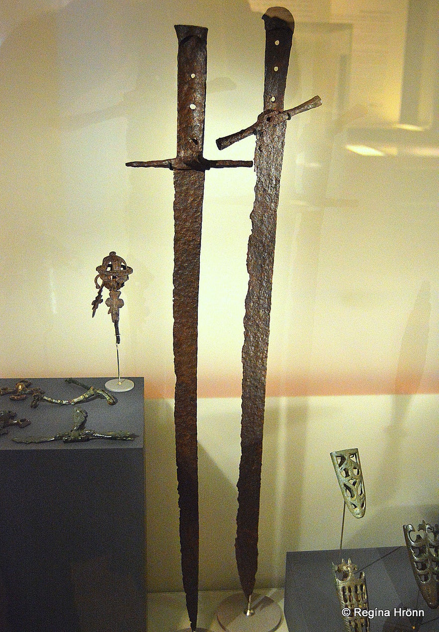 Viking swords at Þjóðminjasafnið found at Skógar