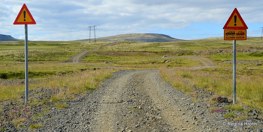 The road leading to Hvítserkur waterfall