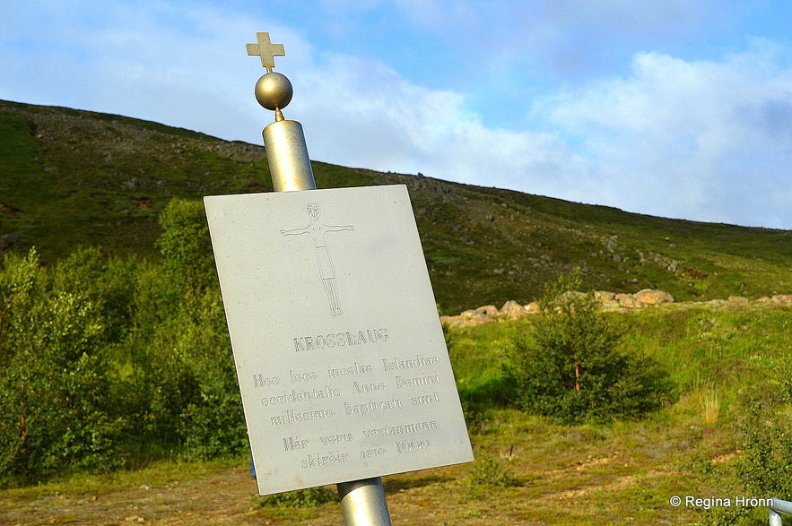 Sign by Krosslaug in Lundarreykjadalur West-Iceland