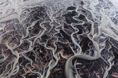 A river system winding its way through the Icelandic Highlands.