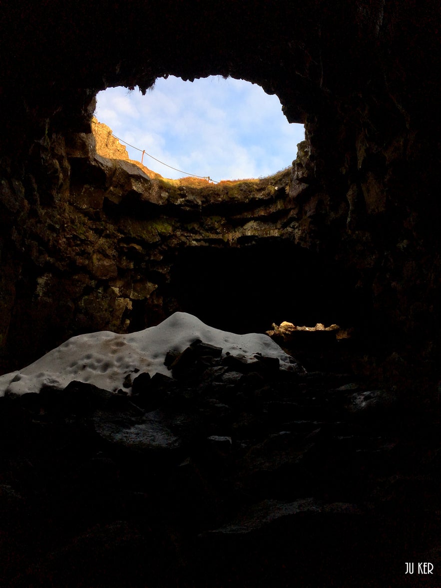 Raufarhólshellir : une expérience unique dans un tunnel de lave !