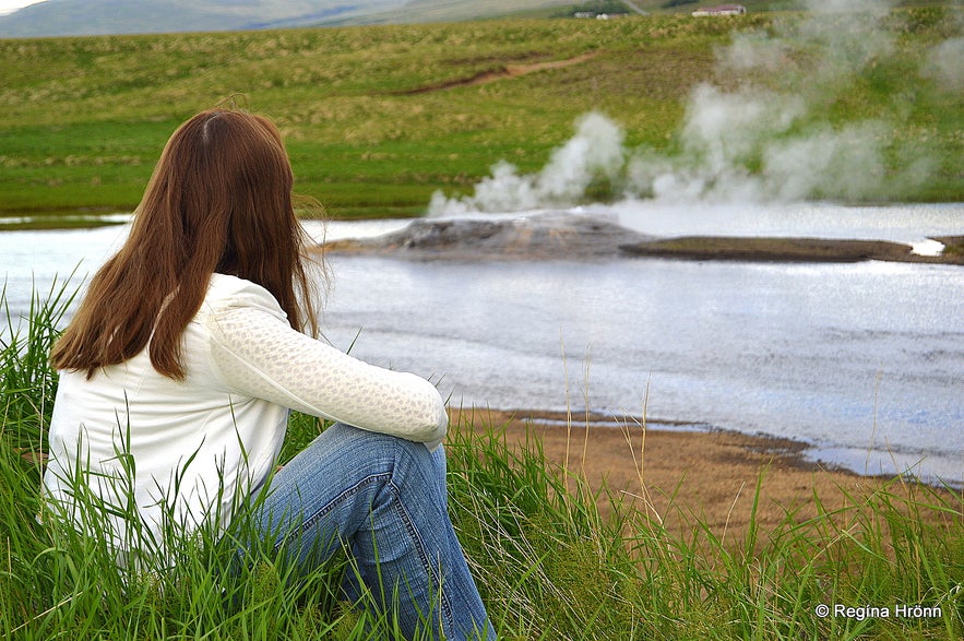 Árhver - Vellir hot spring in the middle of a river in West-Iceland