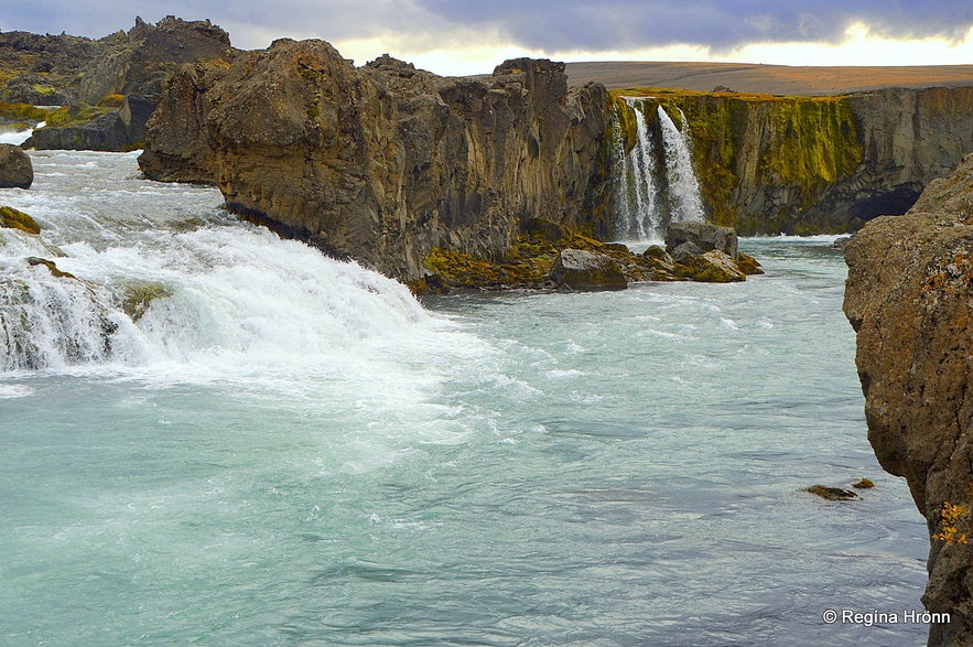 Hrafnabjargafoss waterfall Skjálfandafljót glacial river North-Iceland