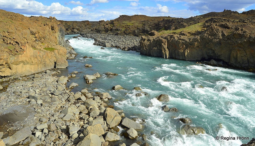 Skjálfandafljót glacial river North-Iceland