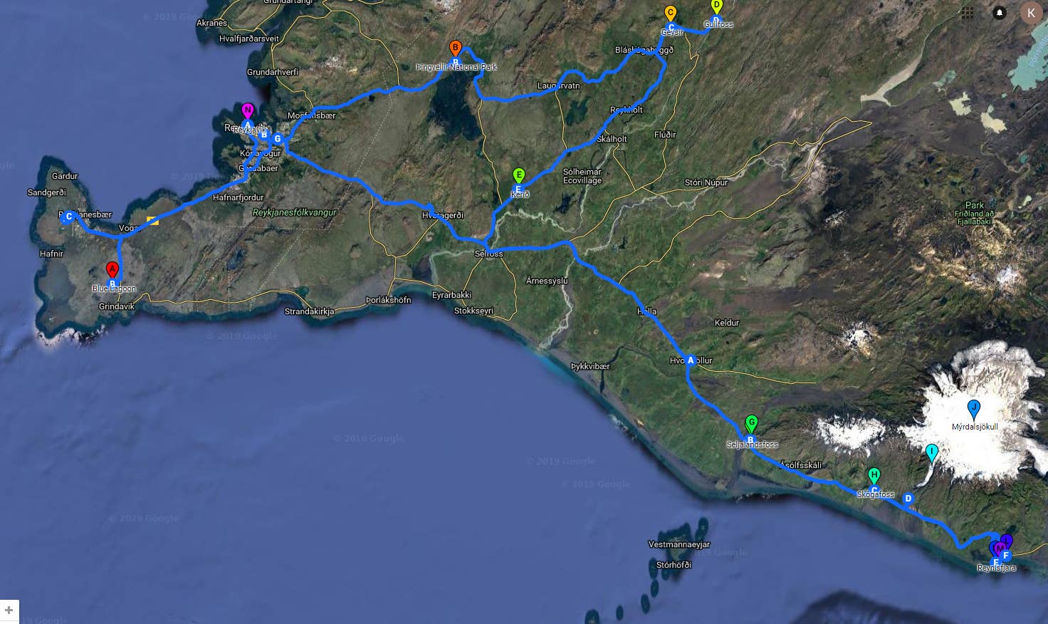Prenez quatre jours pour parcourir la route du Cercle d'Or et visiter les glaciers de la côte sud de l'Islande.