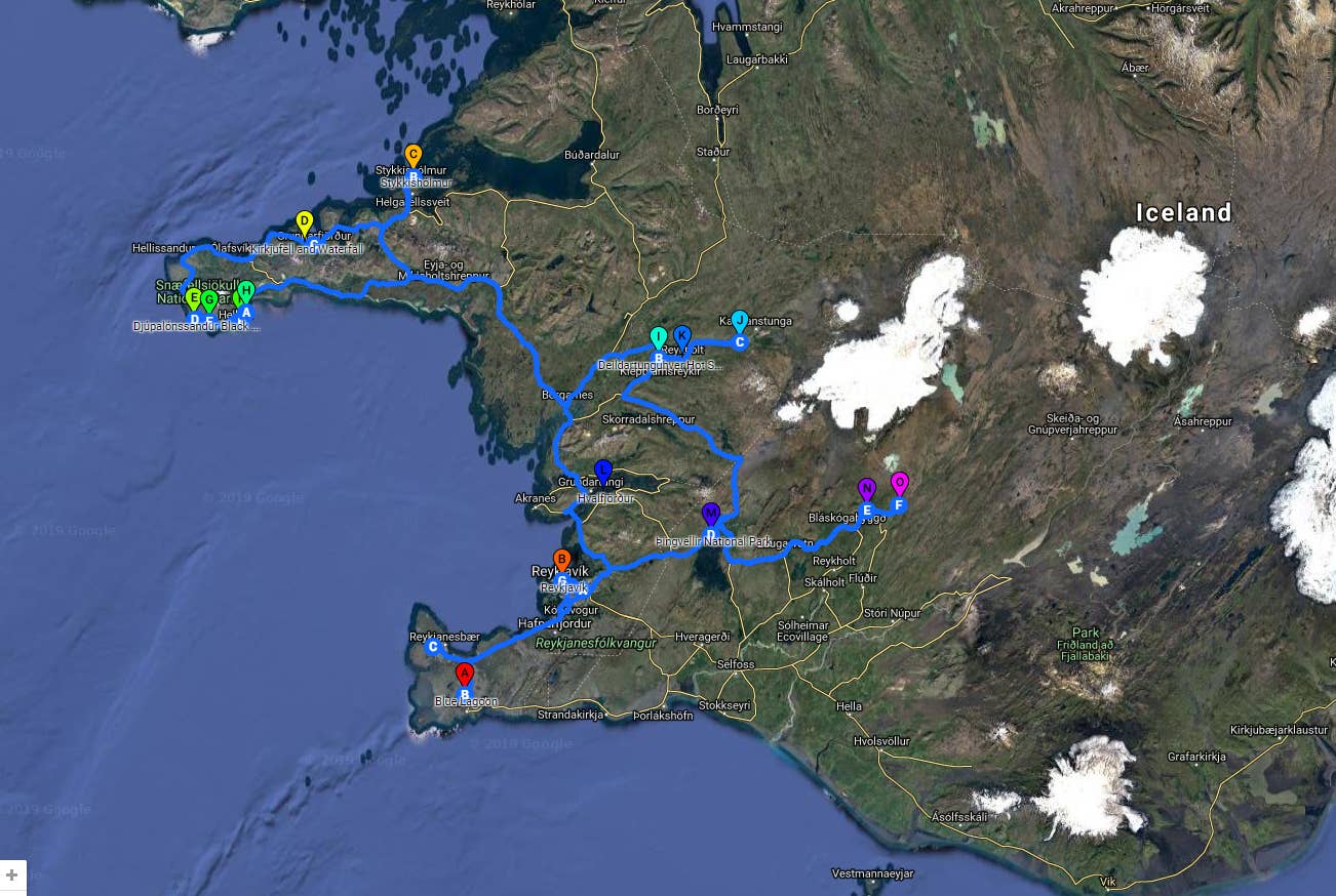 Pasa 5 relajantes días explorando el Golden Circle y el oeste de Islandia, incluidas las cascadas de Gullfoss, Hraunfossar y Barnafoss.