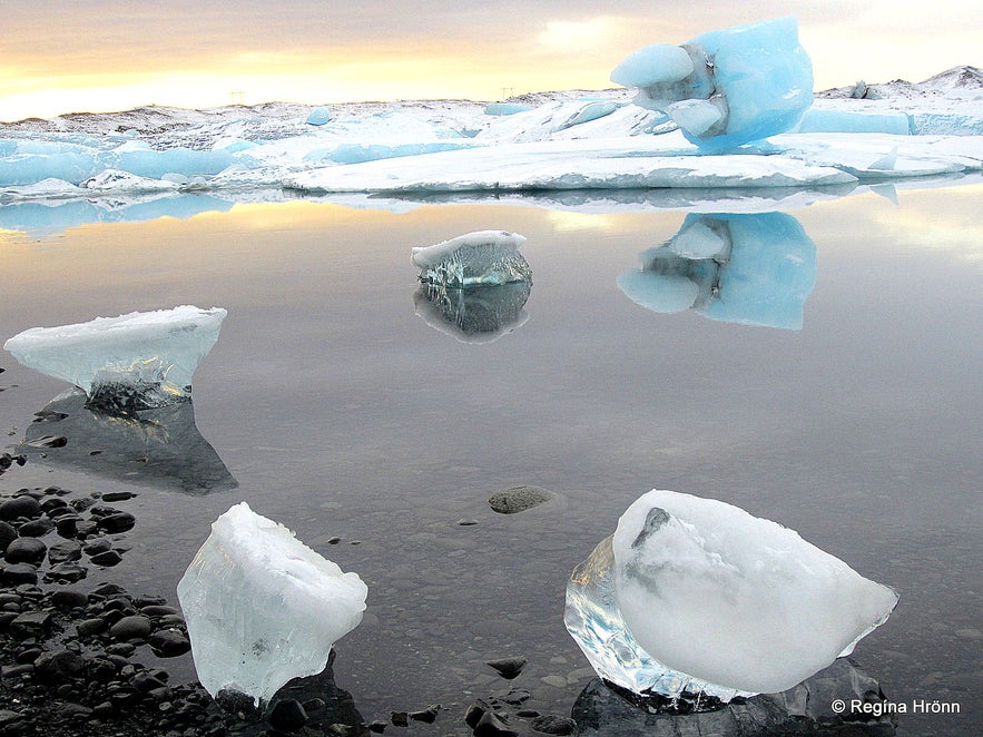 Jökulsárlón glacial lagoon South-Iceland