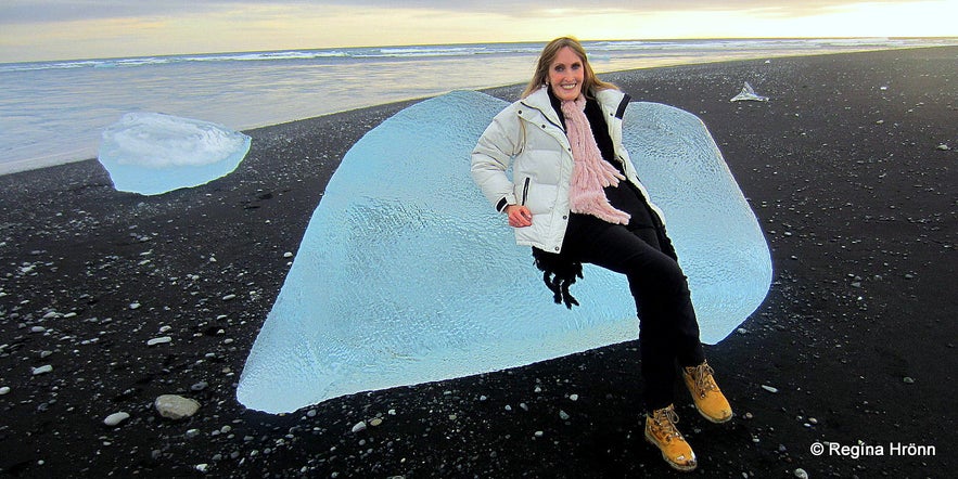 Regína on the ice diamond beach at Jökulsárlón