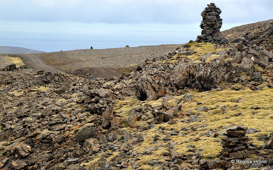 Cairns on Látraheiði heath