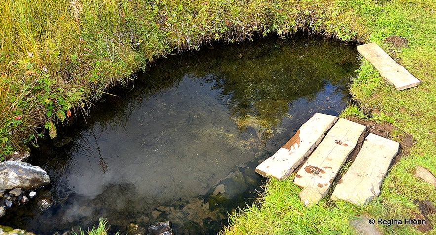 Kúalaug hot pool