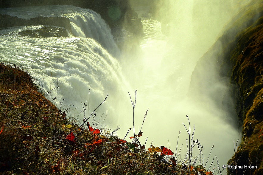 Autumn photos of Gullfoss watefall